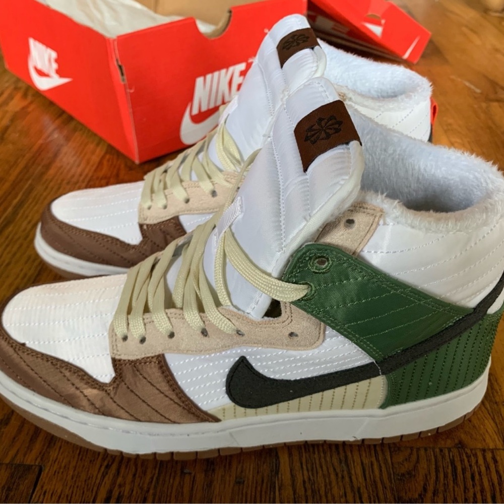 Nike Dunk High SE White Green Brown Black - Picture 2 of 4